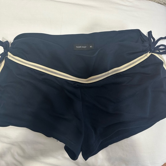 Tiger Mist Regan Jacket and Short Two Piece - Picture 3 of 4